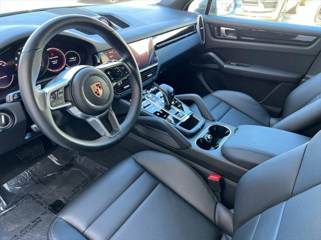 2023 Porsche Cayenne Unknown