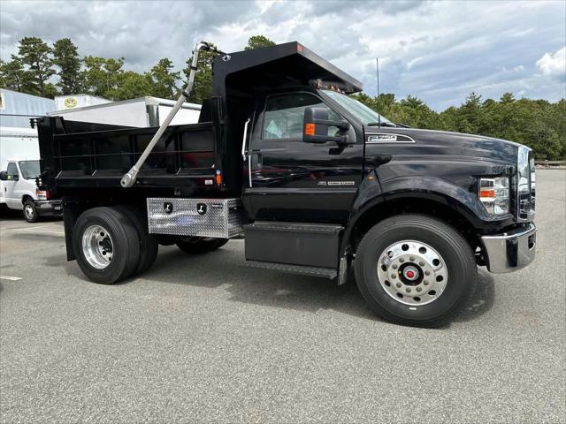 2025 Ford F-750 SUPER DUTY