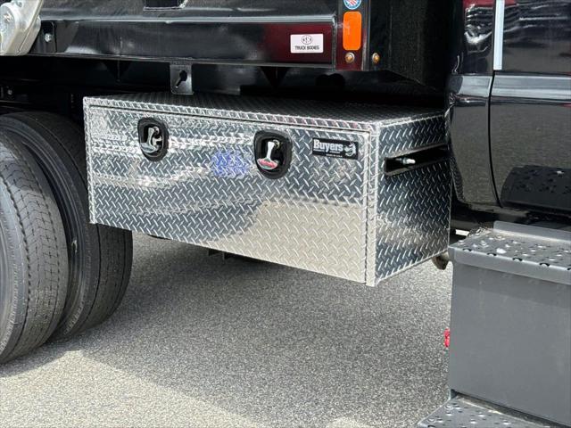 2025 Ford F-750 SUPER DUTY