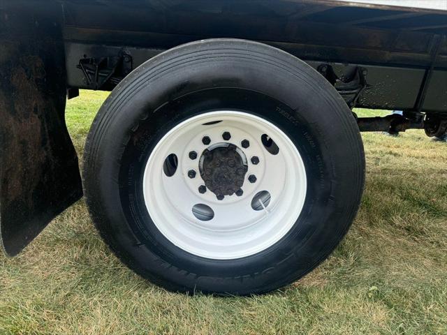 2008 Ford F-650 Straight Frame XL