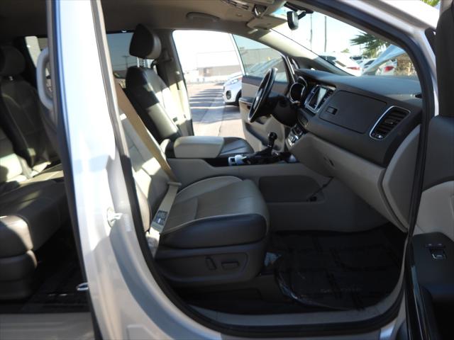 2016 Kia Sedona EX