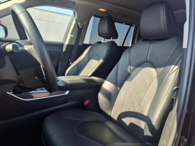 2024 Toyota Highlander Platinum