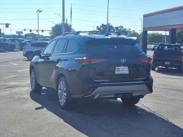 2024 Toyota Highlander Platinum