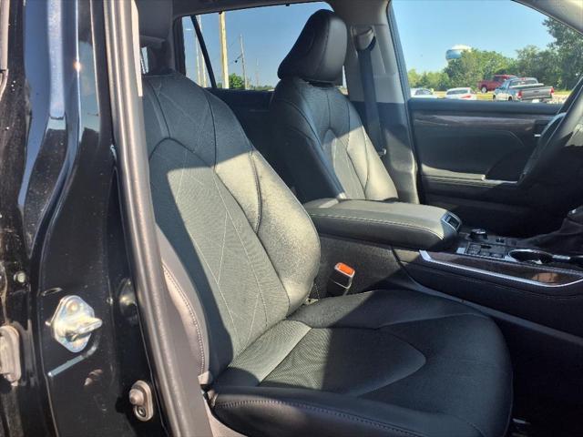 2024 Toyota Highlander Platinum