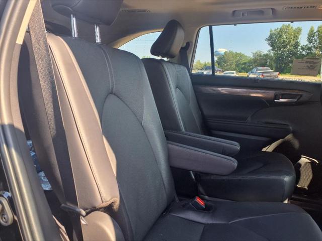 2024 Toyota Highlander Platinum