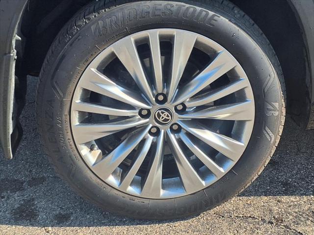 2024 Toyota Highlander Platinum