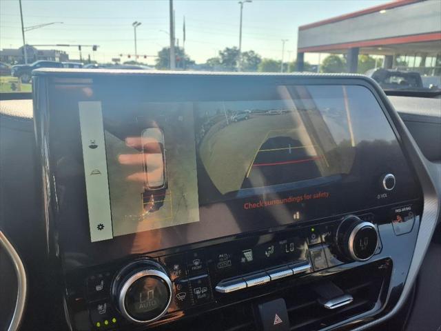 2024 Toyota Highlander Platinum