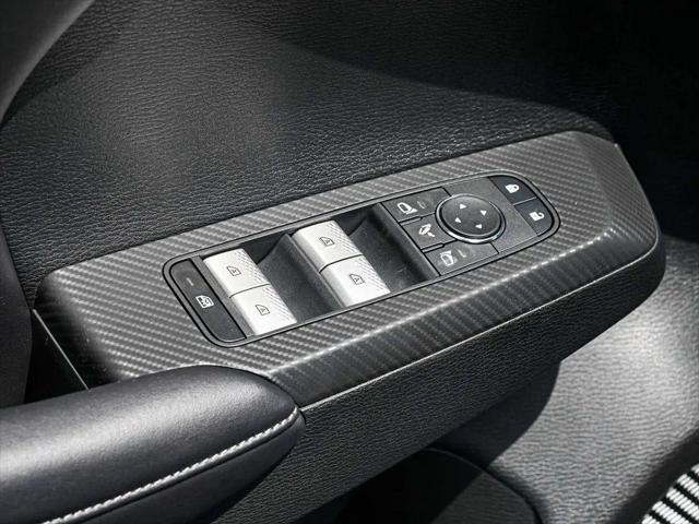 2024 Mitsubishi Outlander PHEV SE S-AWC