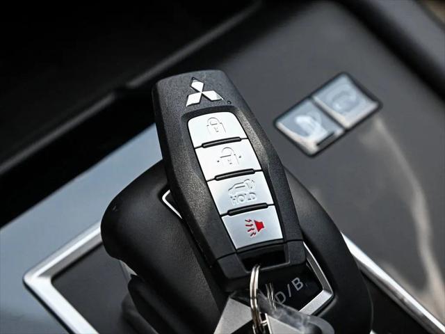 2024 Mitsubishi Outlander PHEV SE S-AWC