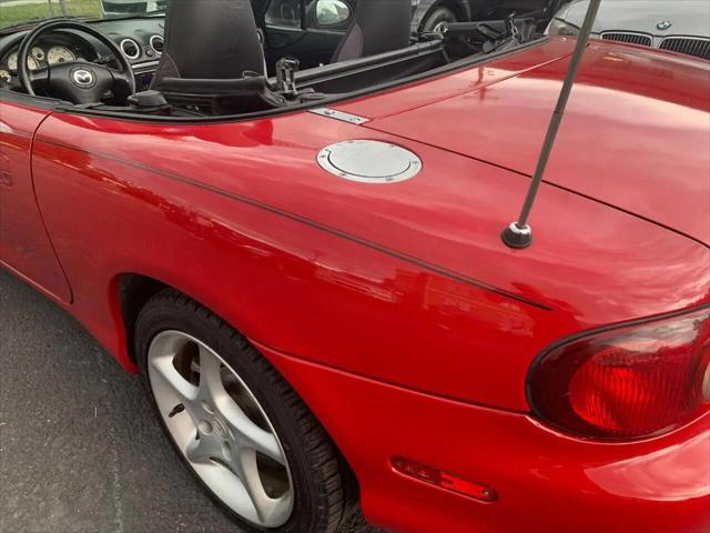 2003 Mazda MX-5 LS