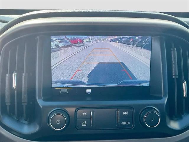 2022 GMC Canyon 4WD Crew Cab Short Box AT4 - Leather