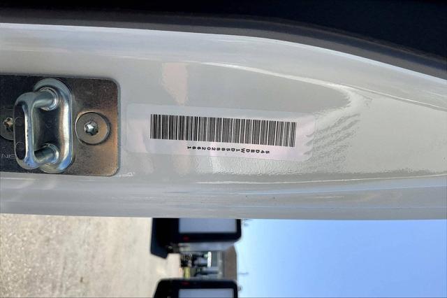 2025 Chevrolet 3500 LCF Gas Unknown