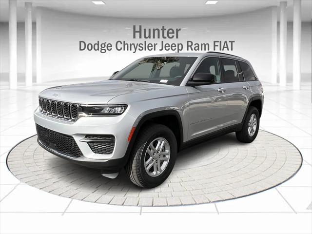 2024 Jeep Grand Cherokee GRAND CHEROKEE LAREDO 4X2