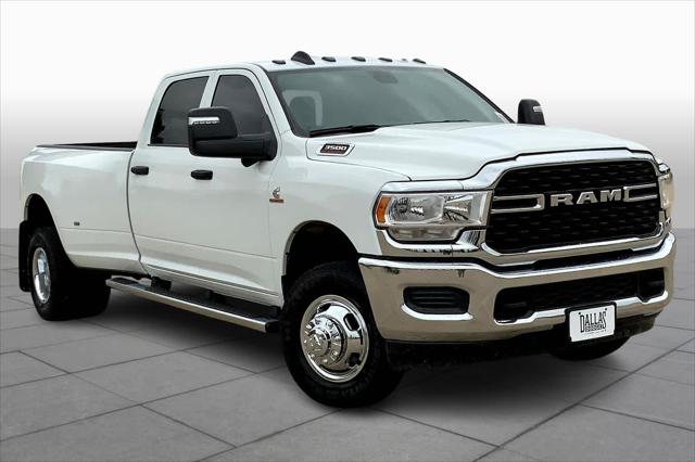 2024 RAM Ram 3500 RAM 3500 TRADESMAN CREW CAB 4X4 8 BOX