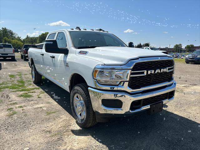 2024 RAM Ram 2500 RAM 2500 TRADESMAN CREW CAB 4X4 8 BOX