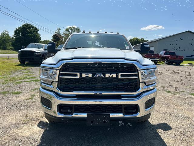 2024 RAM Ram 2500 RAM 2500 TRADESMAN CREW CAB 4X4 8 BOX