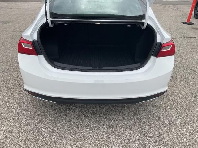 2023 Chevrolet Malibu FWD RS
