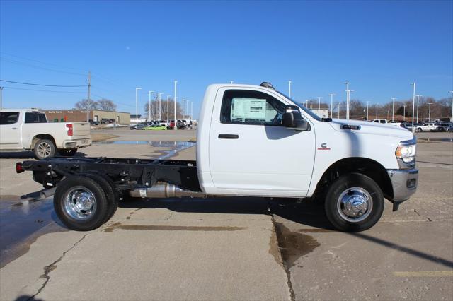 2024 Ram 3500 Tradesman/SLT