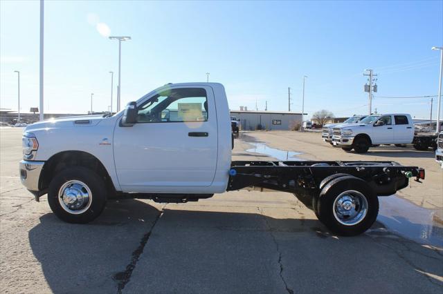 2024 Ram 3500 Tradesman/SLT