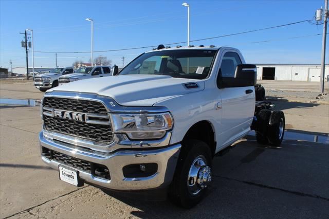 2024 Ram 3500 Tradesman/SLT