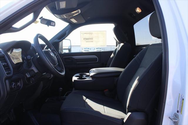 2024 Ram 3500 Tradesman/SLT