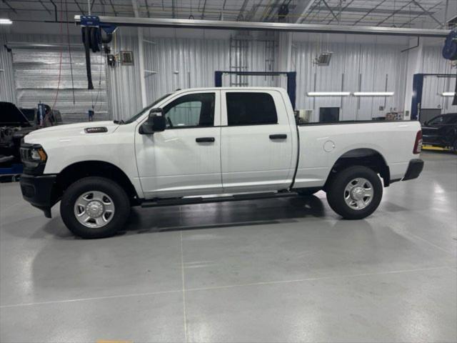 2024 RAM Ram 2500 RAM 2500 TRADESMAN CREW CAB 4X4 64 BOX 2024 RAM Ram 2500 RAM 2500 TRADESMAN CREW CAB 4X4 64 BOX