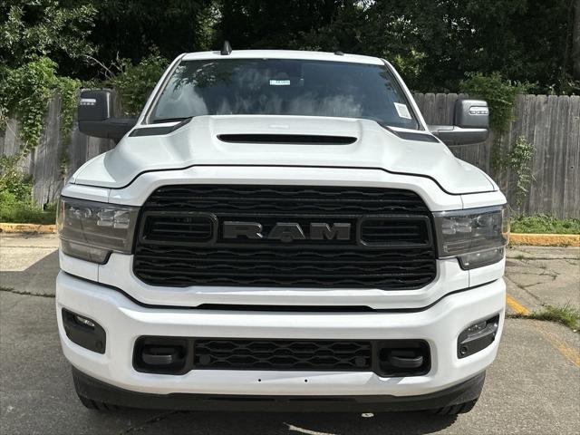 2024 RAM Ram 2500 RAM 2500 LIMITED CREW CAB 4X4 64 BOX