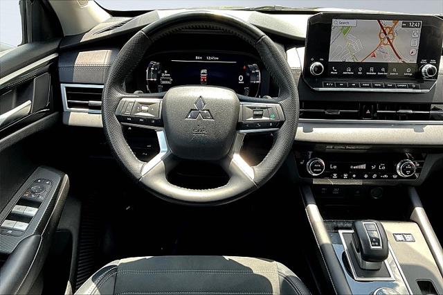 2023 Mitsubishi Outlander PHEV SE S-AWC