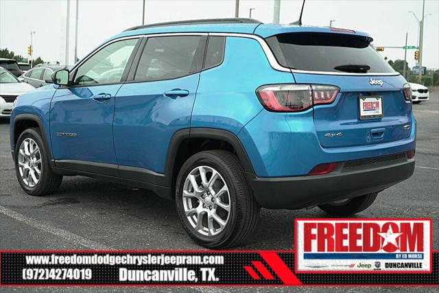 2023 Jeep Compass Latitude Lux FWD