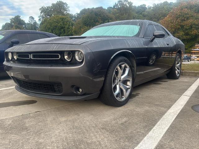 2016 Dodge Challenger SXT Plus