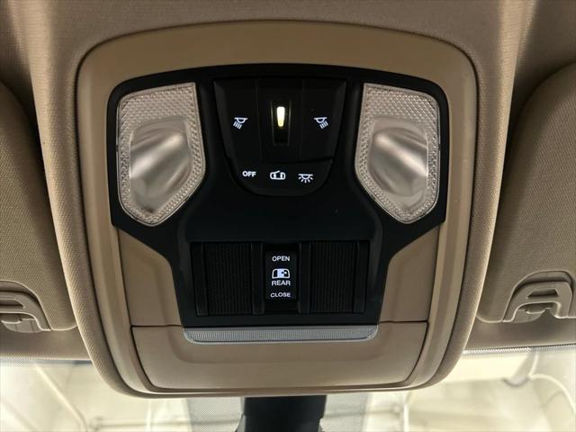 2020 Ram 1500 Big Horn Crew Cab 4x4 57 Box