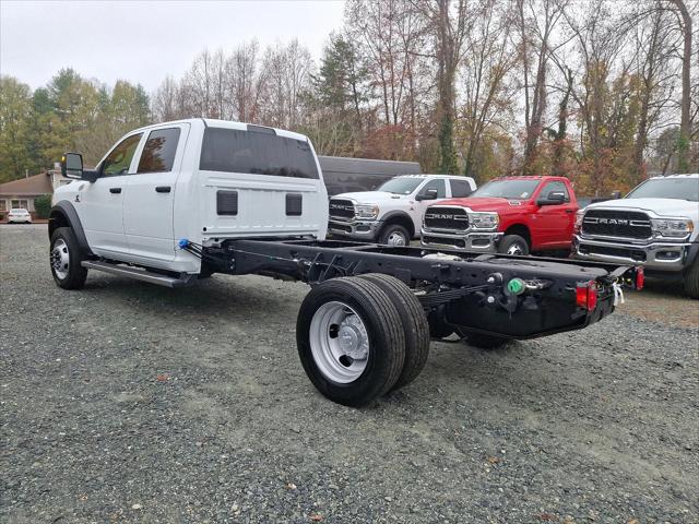 2024 RAM Ram 5500 Chassis Cab RAM 5500 TRADESMAN CHASSIS CREW CAB 4X2 84 CA