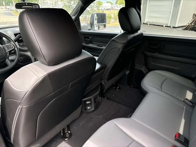 2024 Ram 3500 Tradesman/SLT/Laramie/Limited