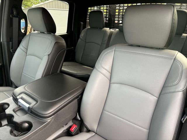 2024 Ram 3500 Tradesman/SLT/Laramie/Limited