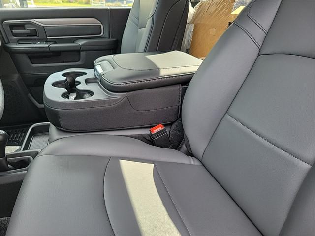 2024 Ram 3500 Tradesman/SLT