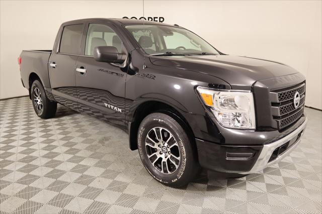 2021 Nissan TITAN Crew Cab SV 4x2