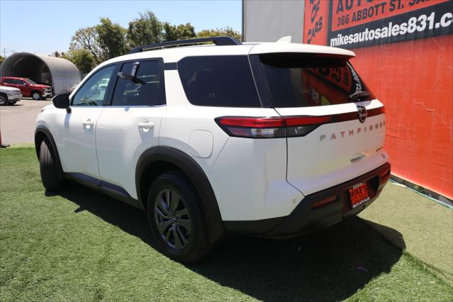 2022 Nissan Pathfinder SV 4WD
