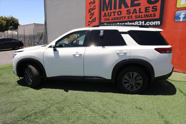 2022 Nissan Pathfinder SV 4WD