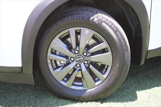 2022 Nissan Pathfinder SV 4WD