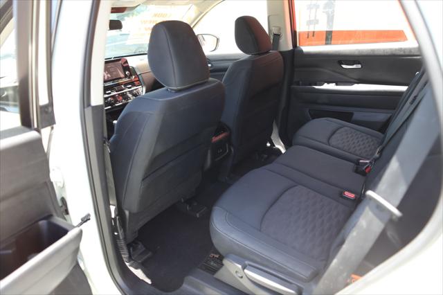 2022 Nissan Pathfinder SV 4WD