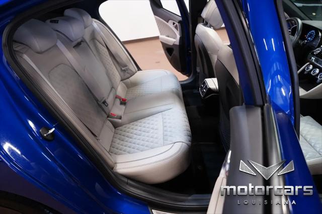 2022 Genesis G70 3.3T RWD