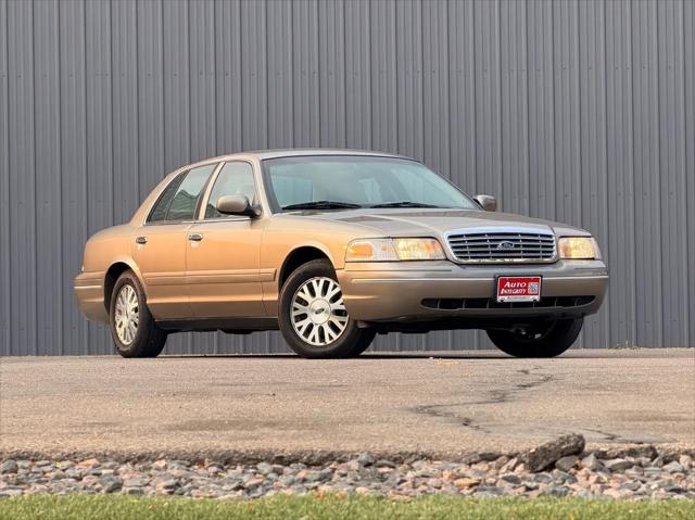 2003 Ford Crown Victoria LX for sale in Loveland, CO