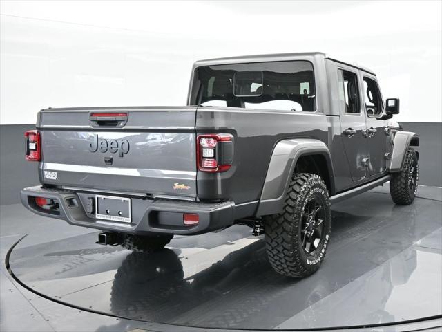 2024 Jeep Gladiator Jeep Beach