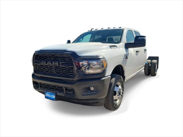 2024 RAM Ram 3500 Chassis Cab RAM 3500 TRADESMAN CREW CAB CHASSIS 4X4 60 CA
