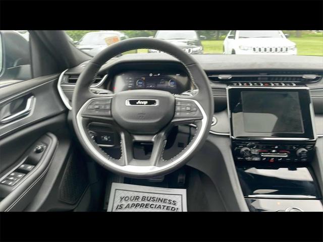 2024 Jeep Grand Cherokee GRAND CHEROKEE LAREDO X 4X4 2024 Jeep Grand Cherokee GRAND CHEROKEE LAREDO X 4X4