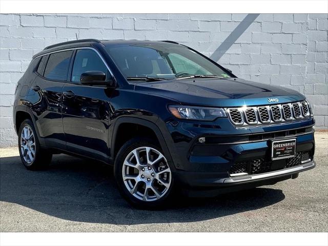 2024 Jeep Compass COMPASS LATITUDE LUX 4X4