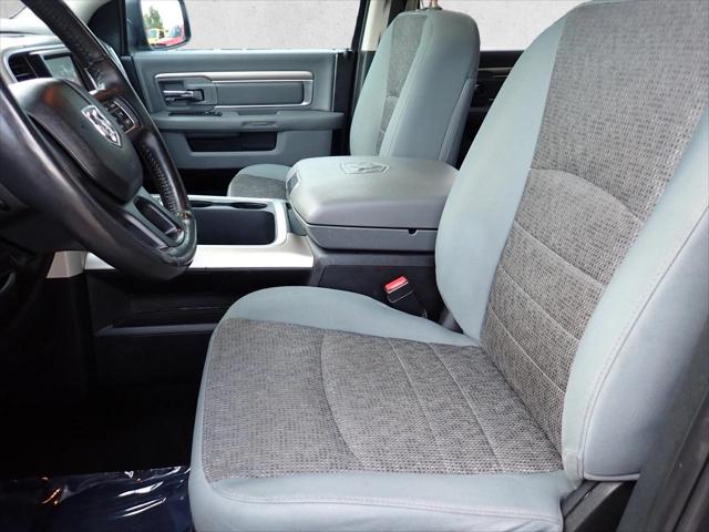 2017 Ram 1500 Big Horn Crew Cab 4x4 57 Box
