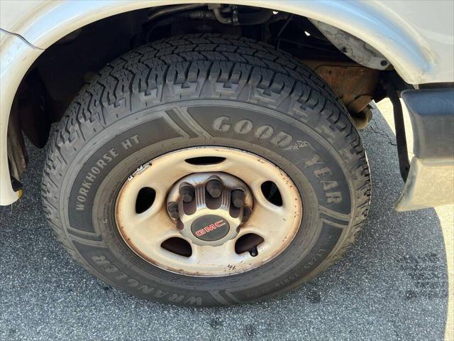 2006 GMC Savana LS
