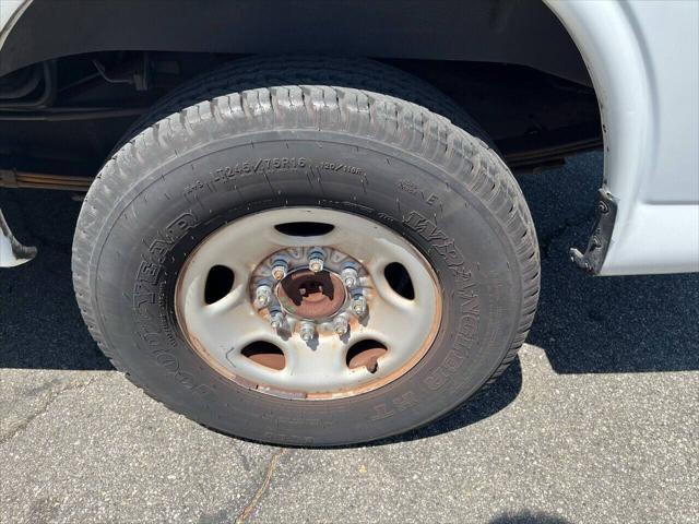 2006 GMC Savana LS