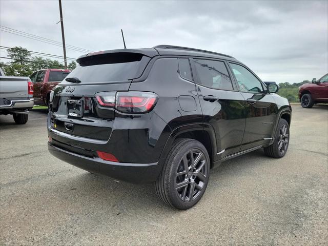 2024 Jeep Compass COMPASS LIMITED 4X4